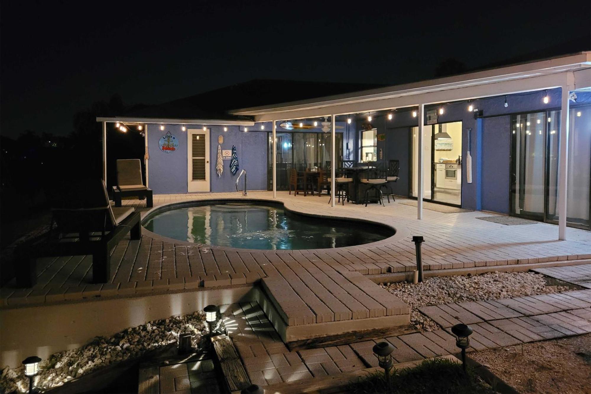 Canal-Front Oasis With Dock And Kayaks In Cape Coral! 외부 사진