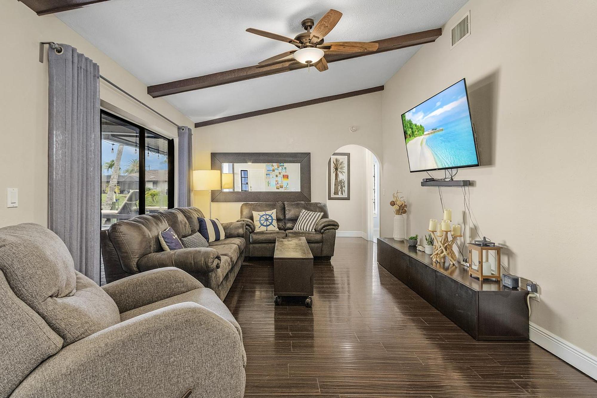 Canal-Front Oasis With Dock And Kayaks In Cape Coral! 외부 사진